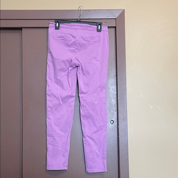 LILA RYAN Lavender Cropped Pants - Picture 4 of 4